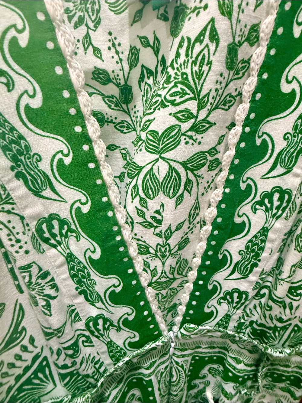 FARM Rio Green & White Tropical Print Jumpsuit — Size M - Picture 4 of 9